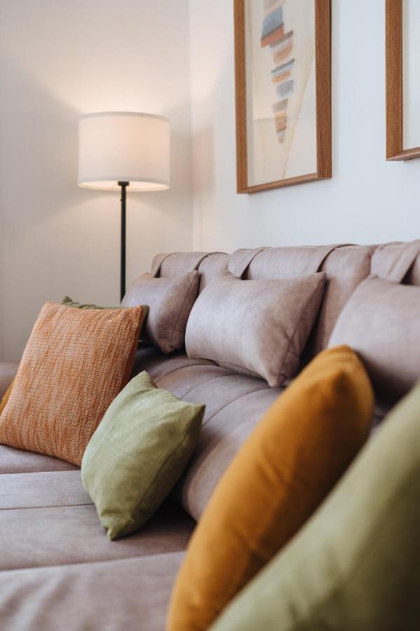 Hostly Rivero 2A Center Loft-Fibre-Communal Terrace-Parking Optional-Cless Sevilla Exteriör bild